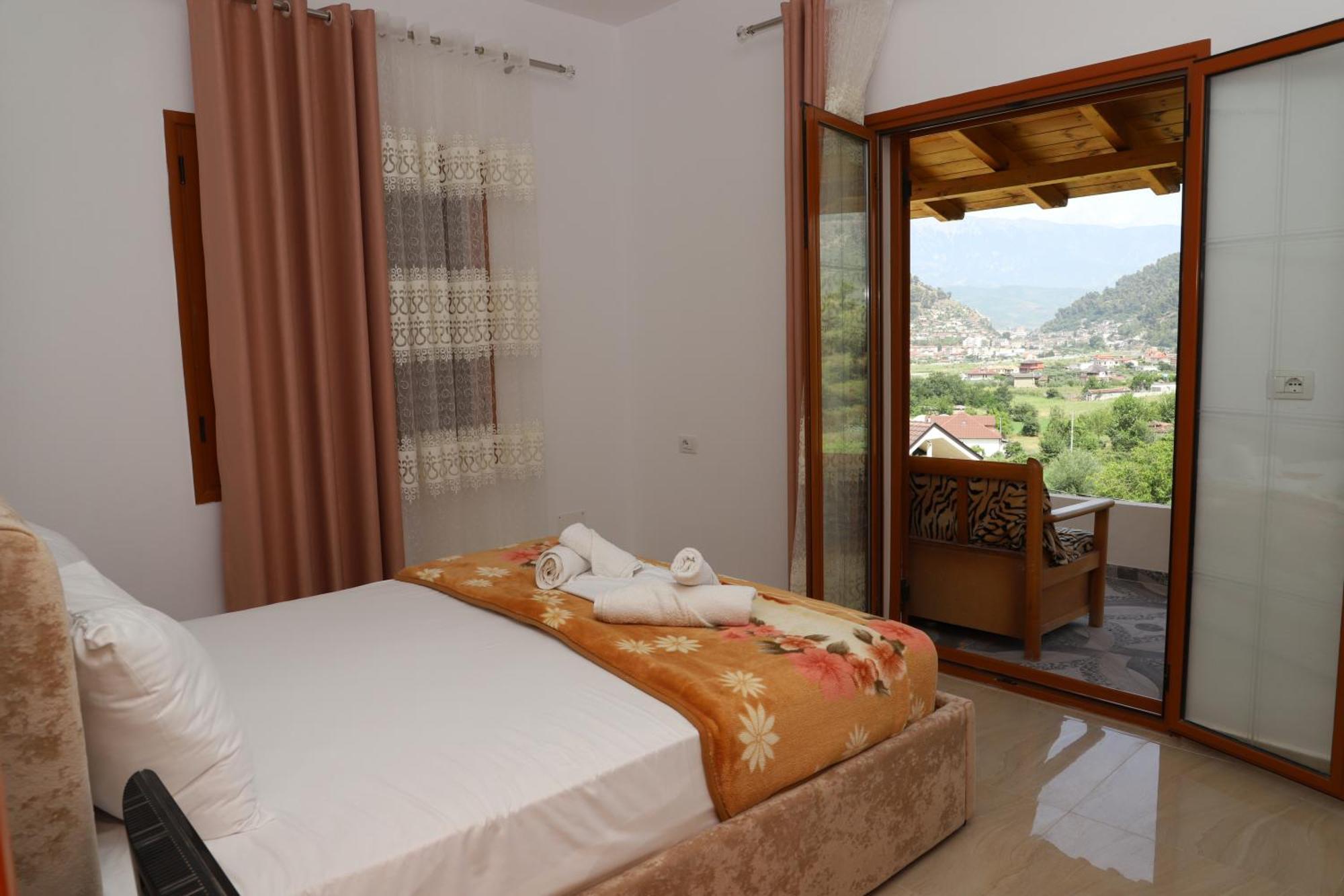 Villa Romario Berat Exterior foto