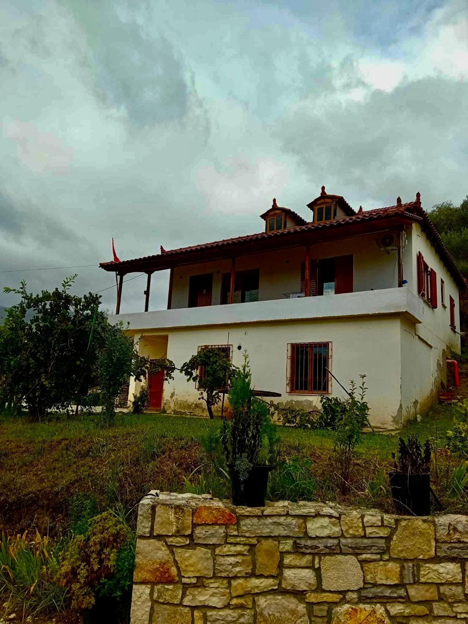 Villa Romario Berat Exterior foto
