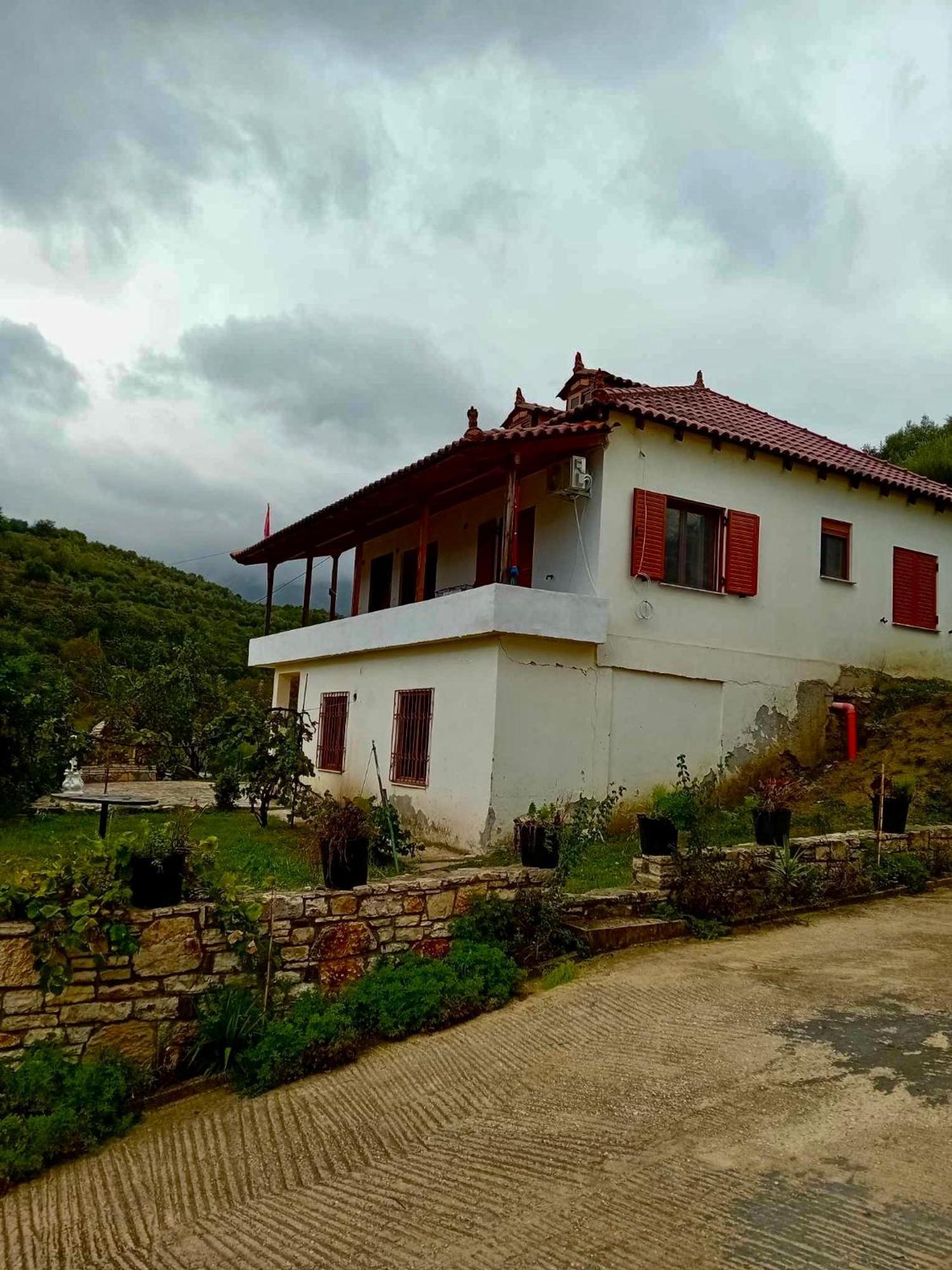 Villa Romario Berat Exterior foto